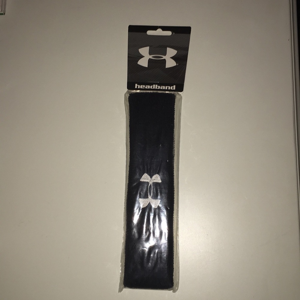 Under Armour headband
